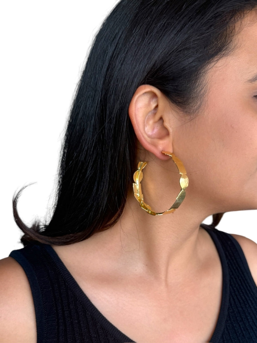 Geometric Hoops