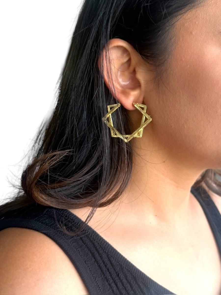 Edgy Hoops