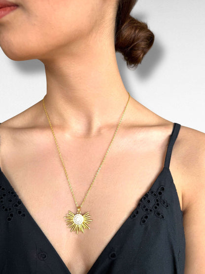 Sunburst Enamel Neckchain 